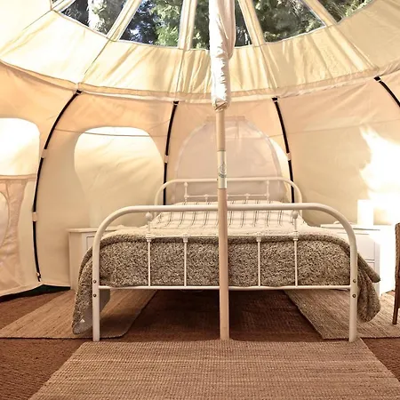 Glamping At La Source Luxussátor