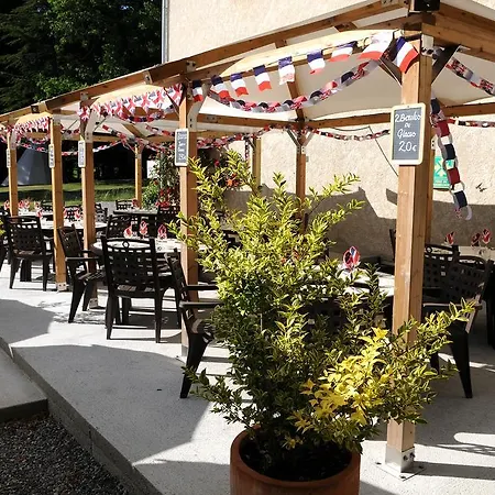 Glamping At La Source * Saint-Pierre-d'Argençon