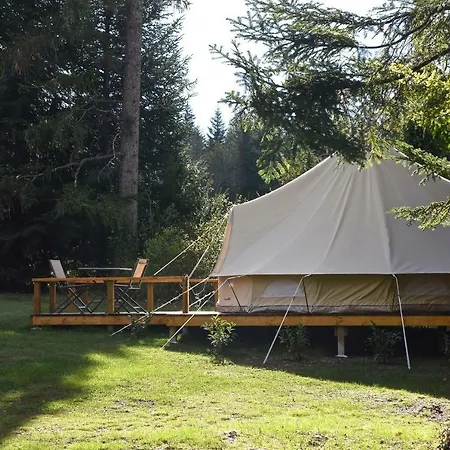 Glamping At La Source * Saint-Pierre-d'Argençon